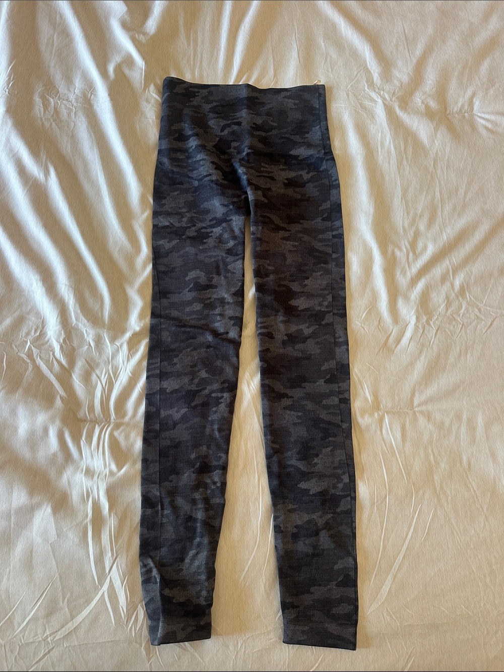 Spanx Women's Charcoal Camo High-Rise Leggings